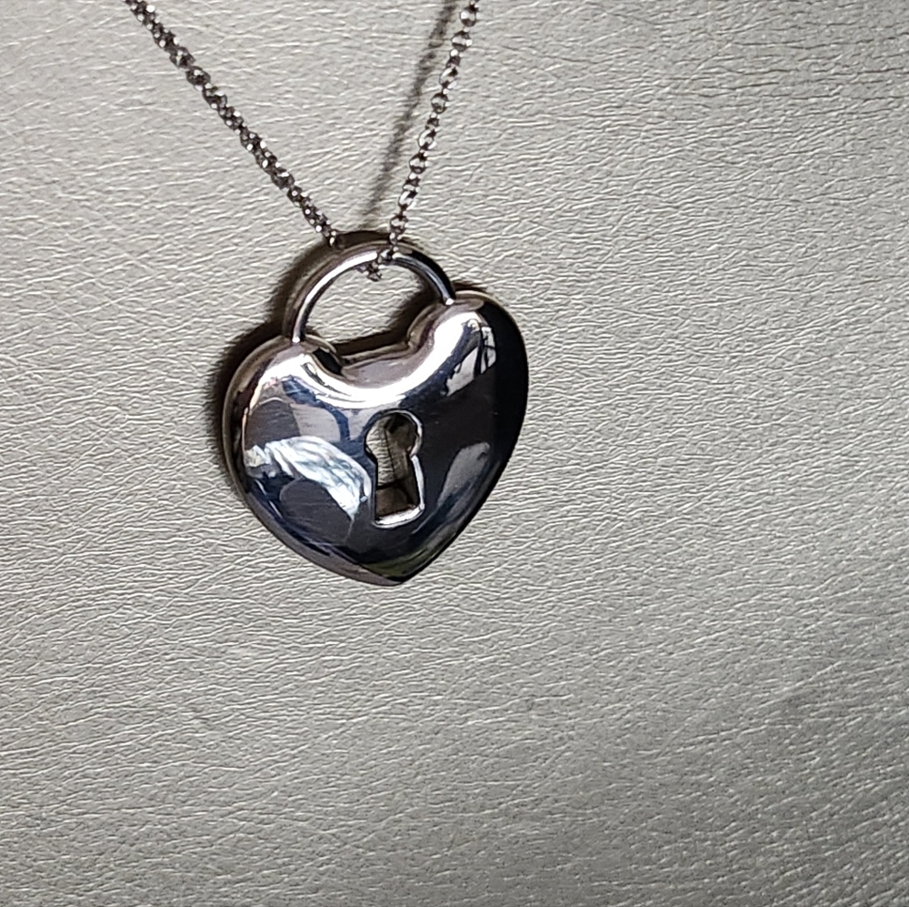 Tiffany & Co Heart Lock Pendant Necklace Sterling Silver